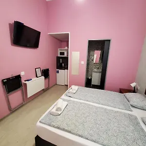 https://klauzal19-budapest.inbudapesthotels.com